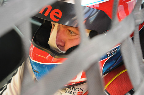 Efter lørdagens hårde afkørsel var det en alvorligt koncentreret Michel Nykjær, der gik til start i søndagens første løb på Brands Hatch.